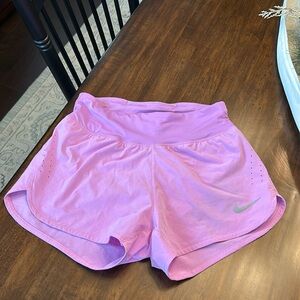 NWT Nike Women’s Eclipse XS Lilac Running / Athletic Shorts
